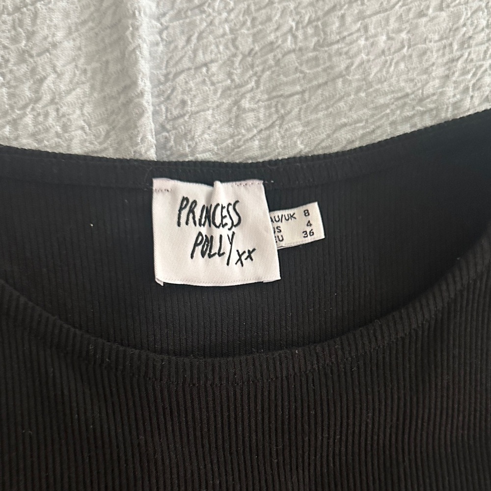Princess Polly Black Crop Top - Picture 2 of 3
